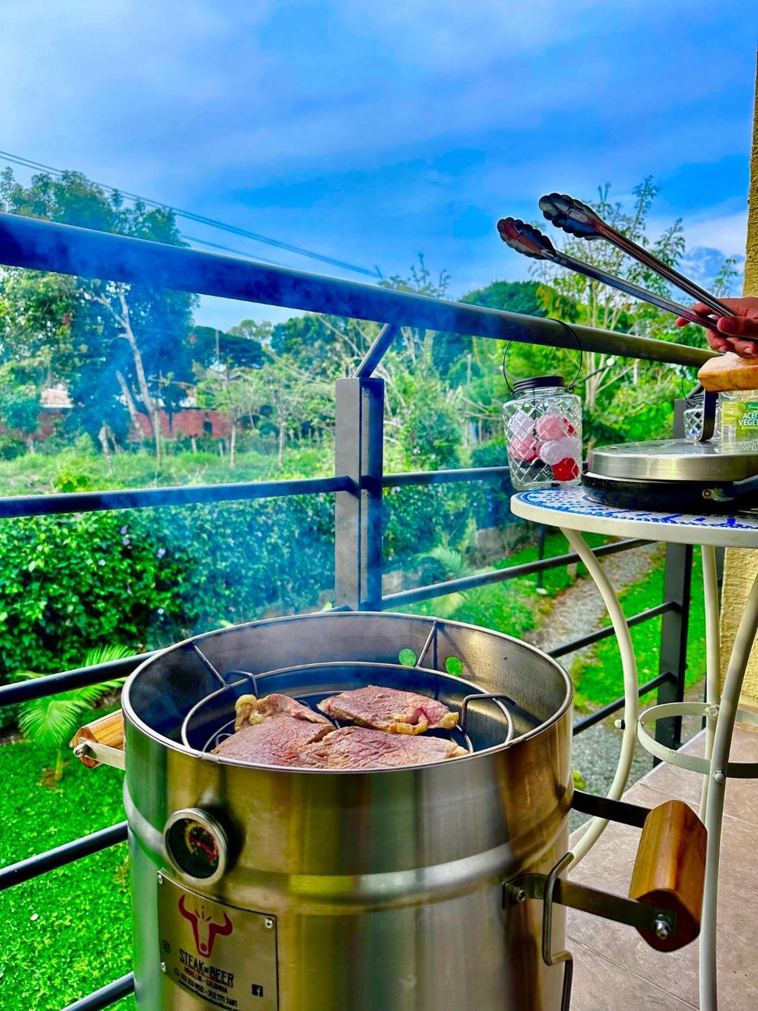 Apartamento Privado Vacacional A 5M Del Aeropuerto, 20 Minutos Del Parque Del Cafe Y Centro De Armenia Con 4 Piscinas, 3 Jacuzzi, Sauna By Molca Xperiences 3H Kültér fotó