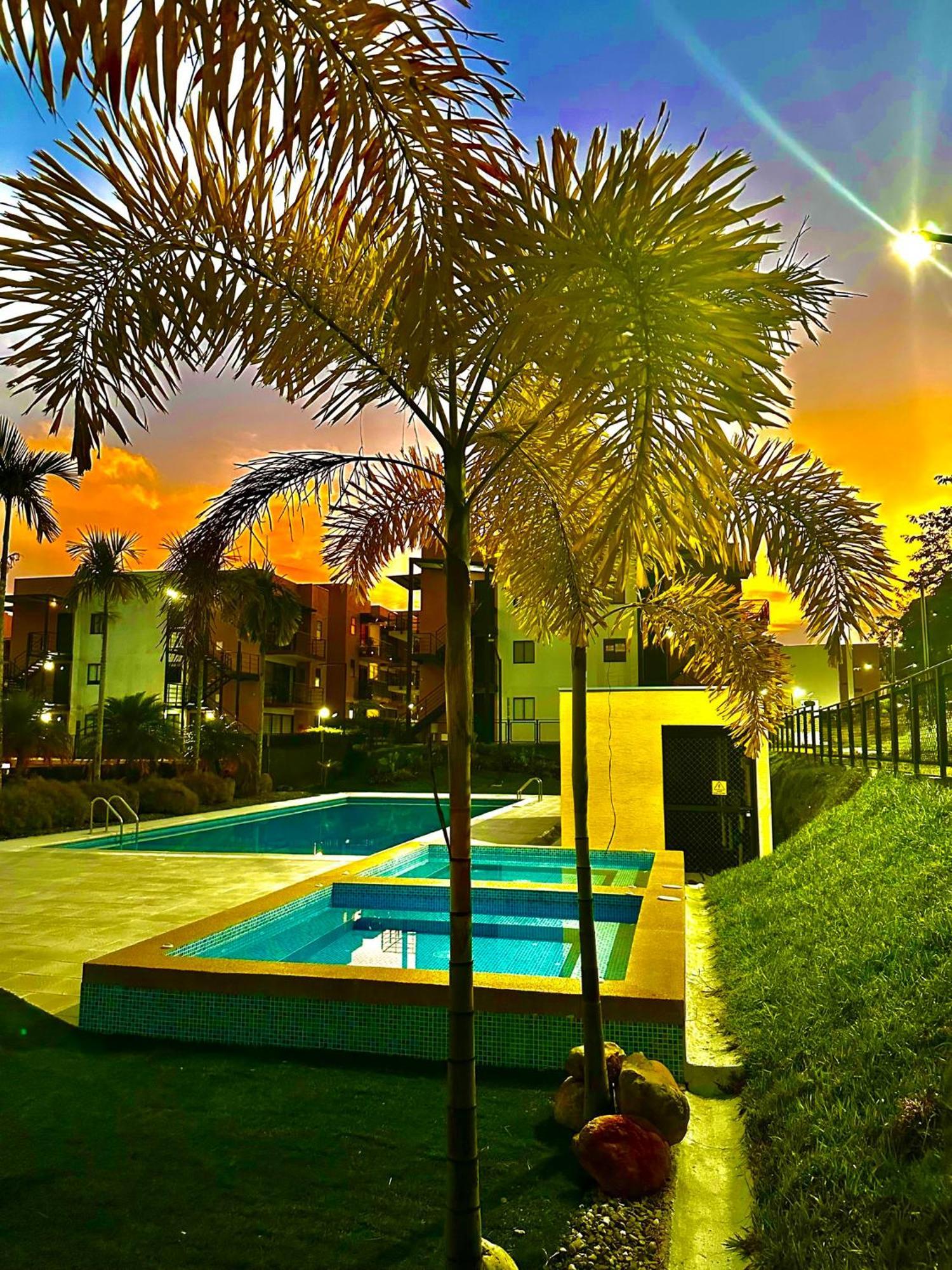 Apartamento Privado Vacacional A 5M Del Aeropuerto, 20 Minutos Del Parque Del Cafe Y Centro De Armenia Con 4 Piscinas, 3 Jacuzzi, Sauna By Molca Xperiences 3H Kültér fotó